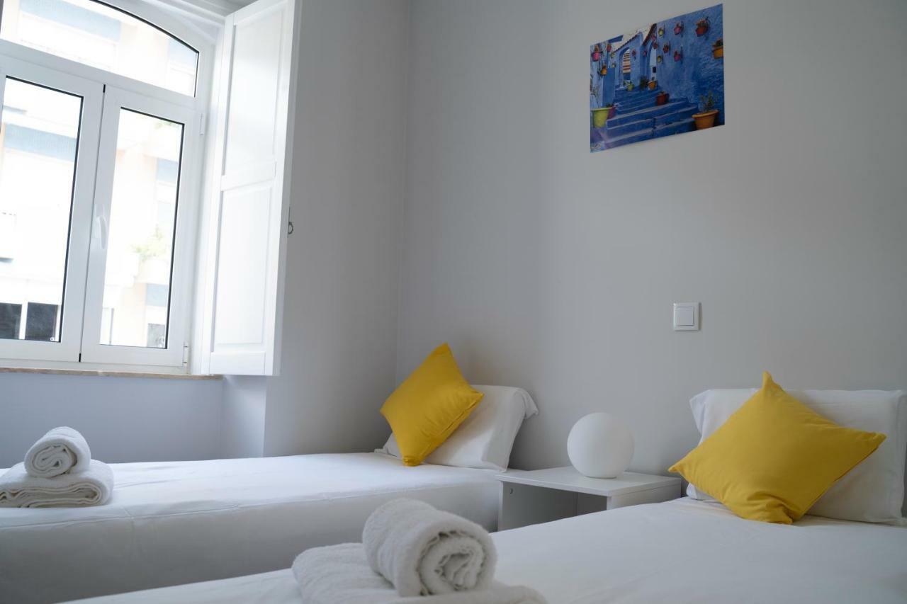 Funky Two Bedroom Saldanha Lisbon Bagian luar foto