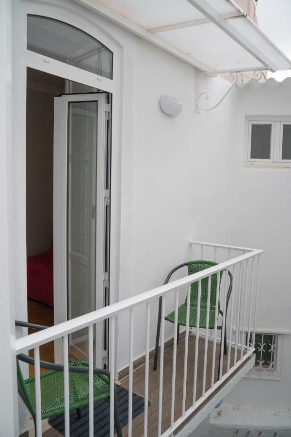 Funky Two Bedroom Saldanha Lisbon Bagian luar foto