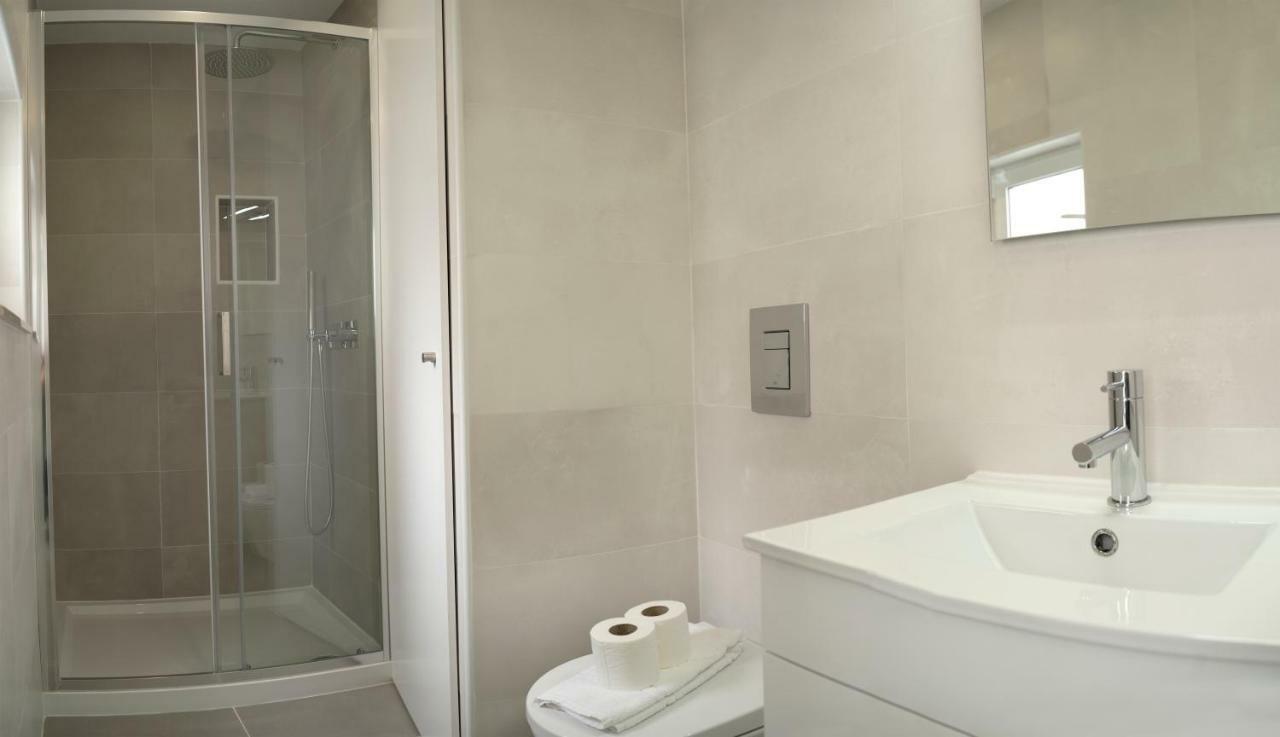 Funky Two Bedroom Saldanha Lisbon Bagian luar foto